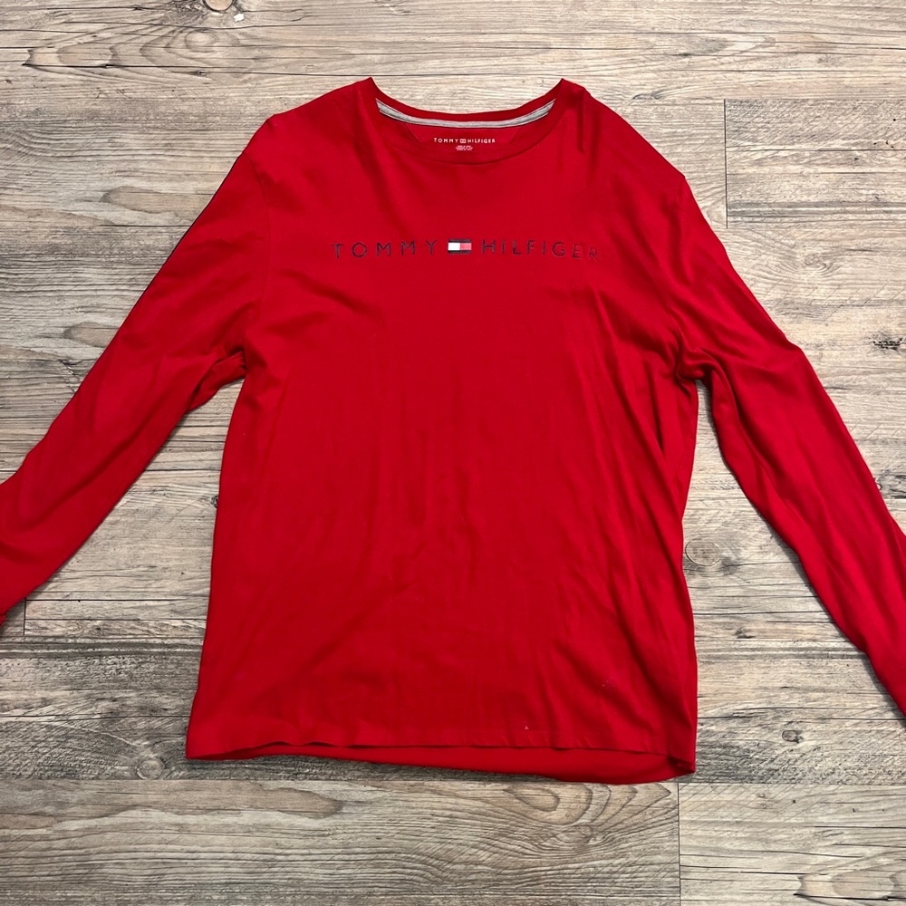 Red Tommy Hilfiger Long Sleeve Shirt - Perfect for Baggy Street Style